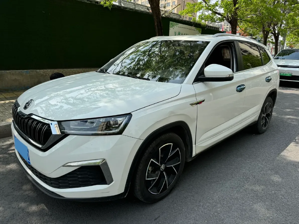 2020 Skoda Kamiq 1.2T 116HP L4 7DCT,autocango,china used car exporter,china ev exporter,chinese used car exporter,chinese used ev exporter
