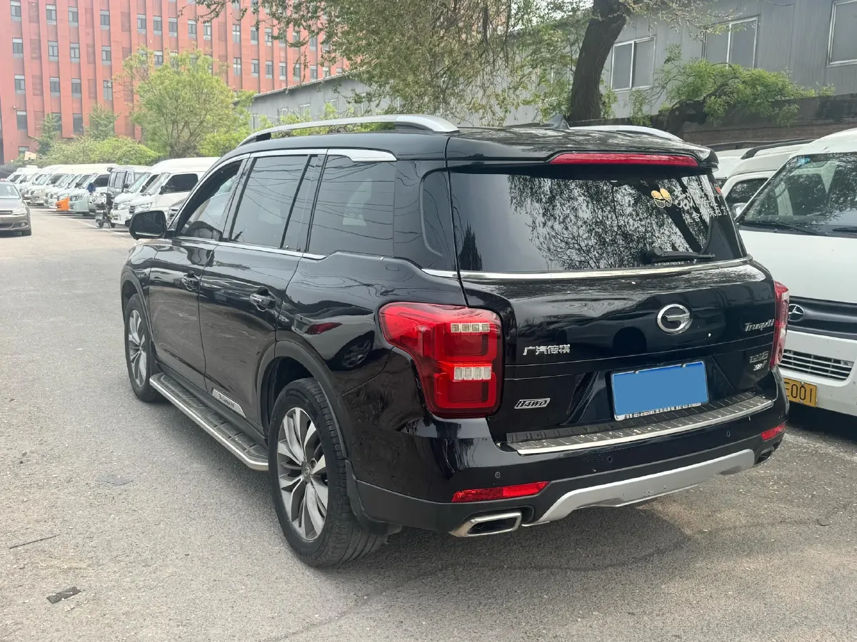 2017 GAC Trumpchi GS8 2.0T 201HP L4 6AT,autocango,china used car exporter,china ev exporter,chinese used car exporter,chinese used ev exporter