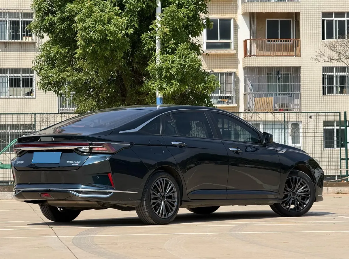 2021 DongFeng Aeolus YiXuan MAX 1.5T 190HP L4 7DCT,autocango,china used car exporter,china ev exporter,chinese used car exporter,chinese used ev exporter