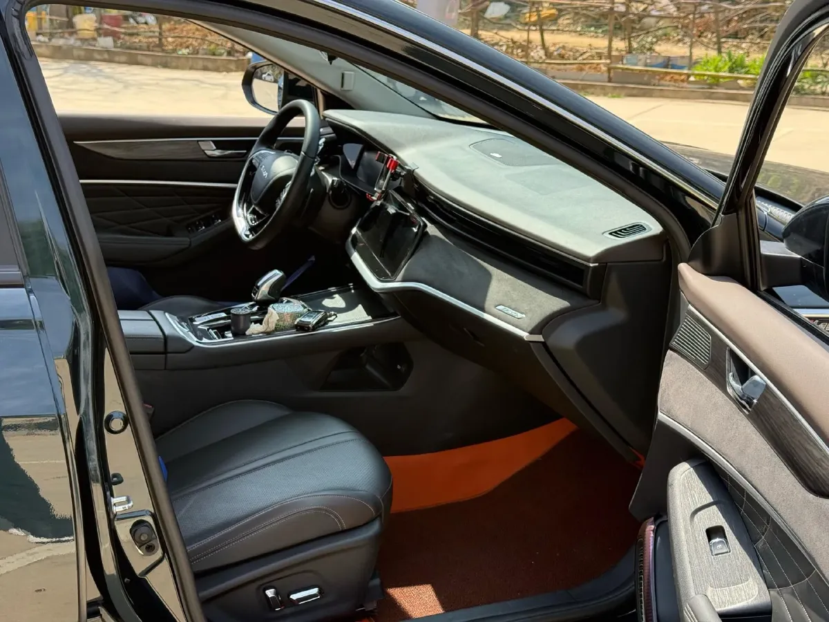 2021 DongFeng Aeolus YiXuan MAX 1.5T 190HP L4 7DCT,autocango,china used car exporter,china ev exporter,chinese used car exporter,chinese used ev exporter