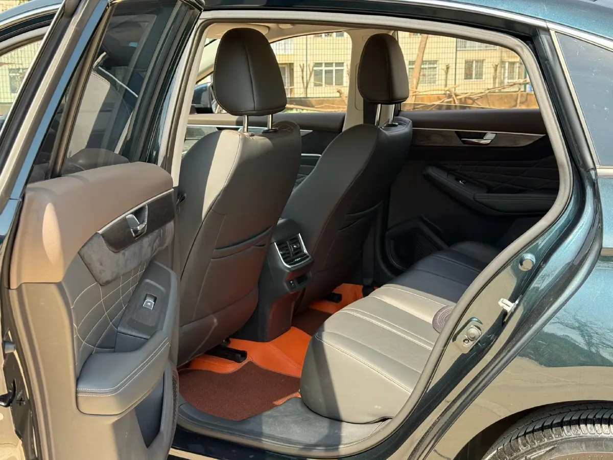 2021 DongFeng Aeolus YiXuan MAX 1.5T 190HP L4 7DCT,autocango,china used car exporter,china ev exporter,chinese used car exporter,chinese used ev exporter