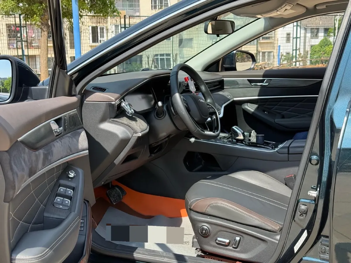 2021 DongFeng Aeolus YiXuan MAX 1.5T 190HP L4 7DCT,autocango,china used car exporter,china ev exporter,chinese used car exporter,chinese used ev exporter