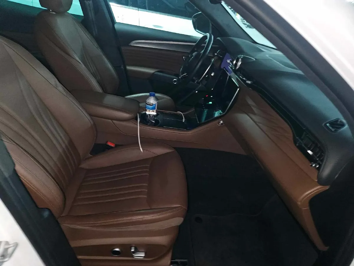 2023 Maserati Grecale 2.0T 300HP L4 8AT,autocango,china used car exporter,china ev exporter,chinese used car exporter,chinese used ev exporter