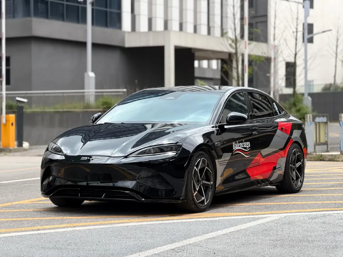 2022 AITO AITO M5 Range Extended 125HP REEV 40KWH,autocango,china used car exporter,china ev exporter,chinese used car exporter,chinese used ev exporter