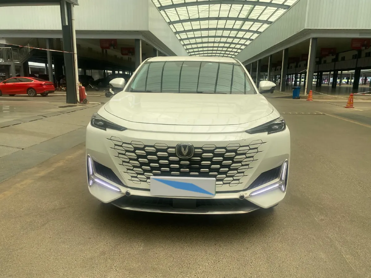 2022 Chevrolet Menlo BEV 61.1KWH,autocango,china used car exporter,china ev exporter,chinese used car exporter,chinese used ev exporter