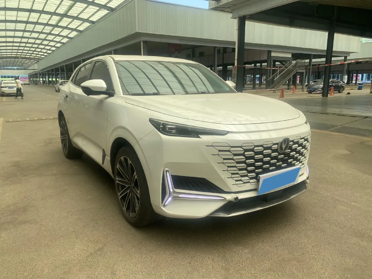 2022 Chevrolet Menlo BEV 61.1KWH,autocango,china used car exporter,china ev exporter,chinese used car exporter,chinese used ev exporter