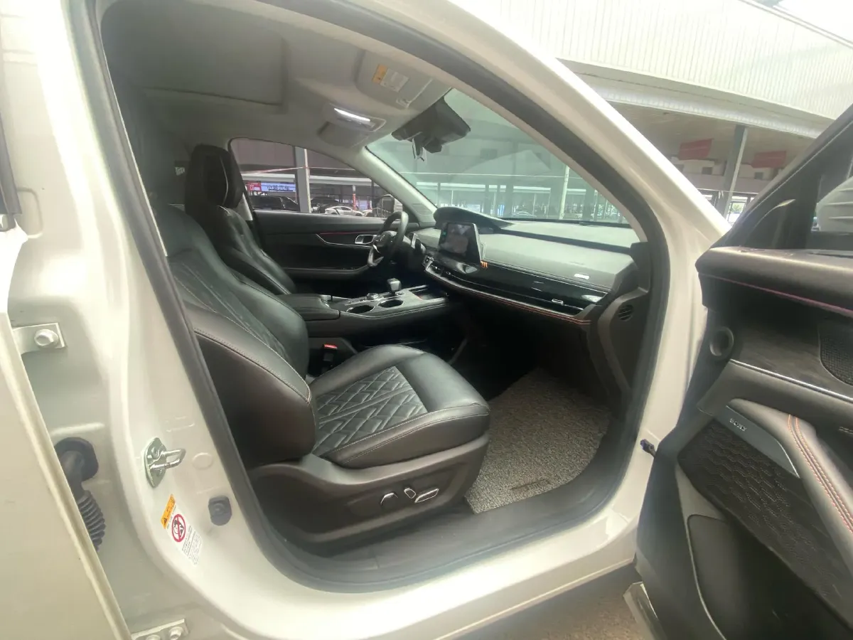 2022 Chevrolet Menlo BEV 61.1KWH,autocango,china used car exporter,china ev exporter,chinese used car exporter,chinese used ev exporter