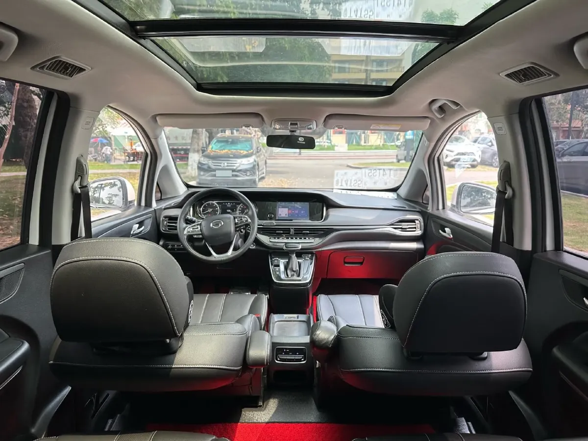 2021 GAC Trumpchi M6 1.5T 169HP L4 7DCT,autocango,china used car exporter,china ev exporter,chinese used car exporter,chinese used ev exporter