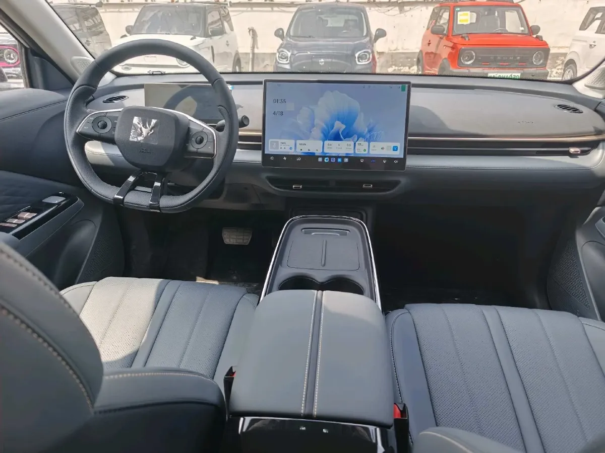 2026 ARCFOX T1 BEV,autocango,china used car exporter,china ev exporter,chinese used car exporter,chinese used ev exporter