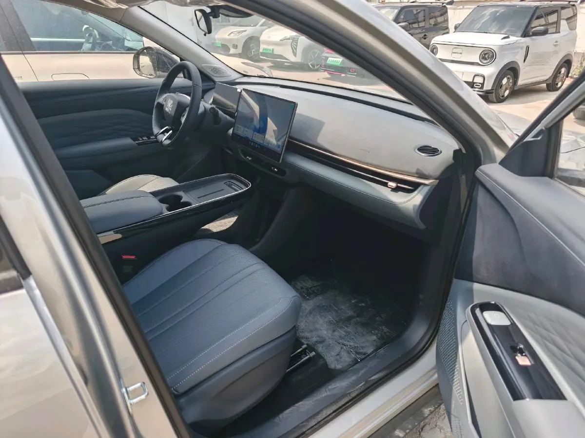 2026 ARCFOX T1 BEV,autocango,china used car exporter,china ev exporter,chinese used car exporter,chinese used ev exporter