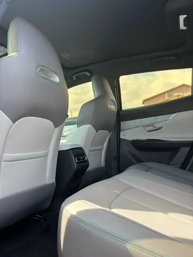 2023 ChangAn UNI-T 1.5T 188HP L4 7DCT,autocango,china used car exporter,china ev exporter,chinese used car exporter,chinese used ev exporter