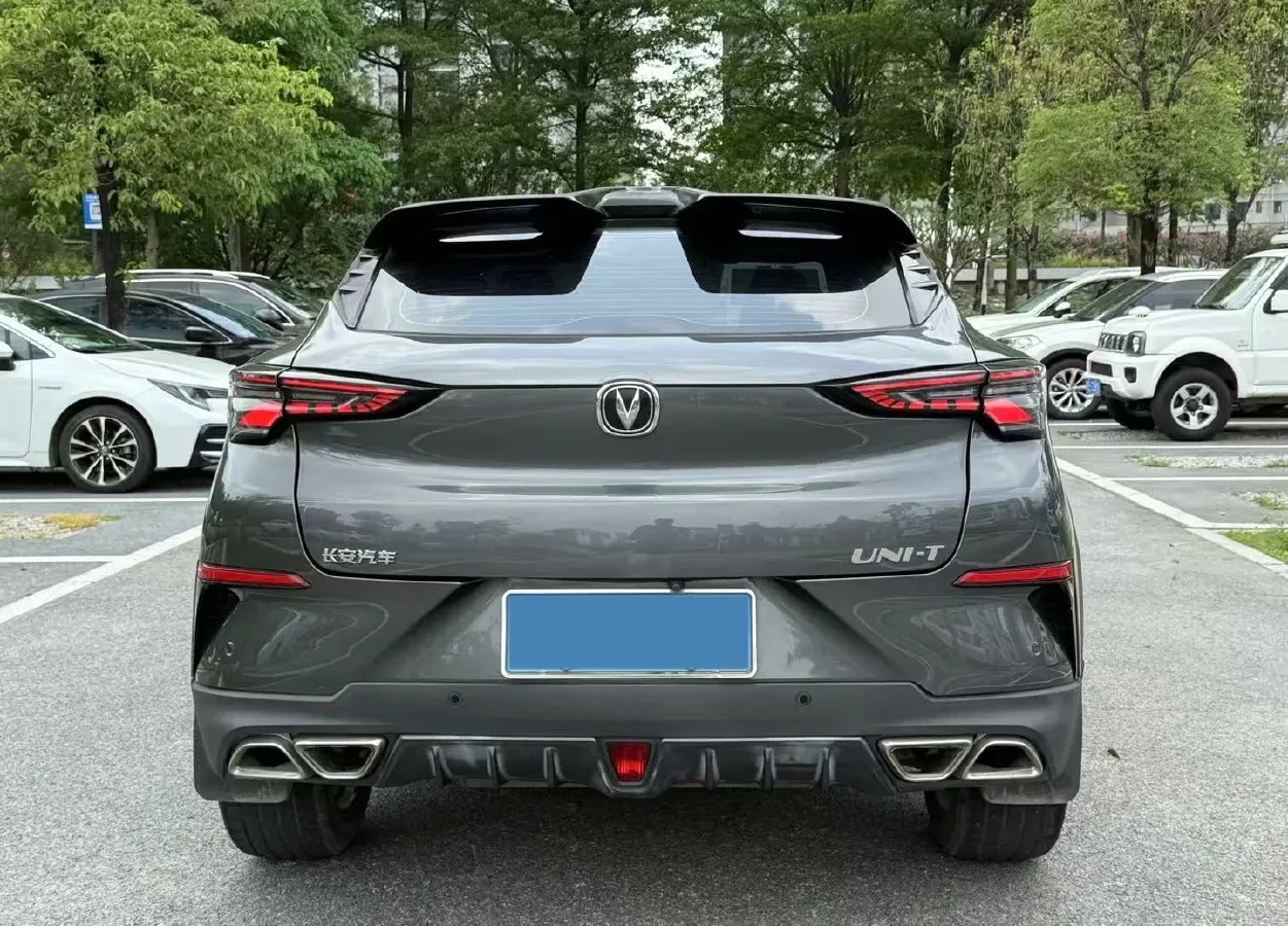 2020 ChangAn UNI-T 1.5T 180HP L4 7DCT,autocango,china used car exporter,china ev exporter,chinese used car exporter,chinese used ev exporter