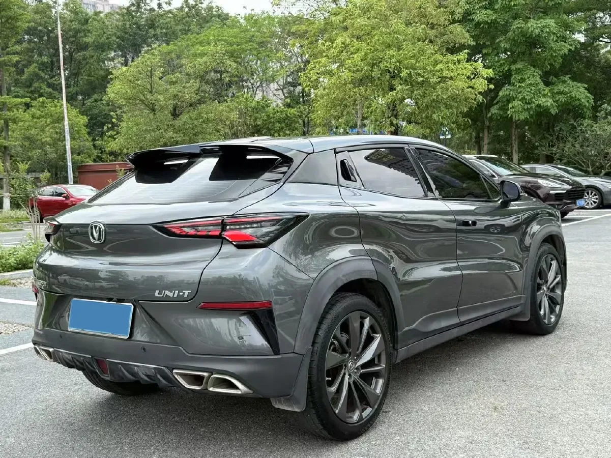 2020 ChangAn UNI-T 1.5T 180HP L4 7DCT,autocango,china used car exporter,china ev exporter,chinese used car exporter,chinese used ev exporter