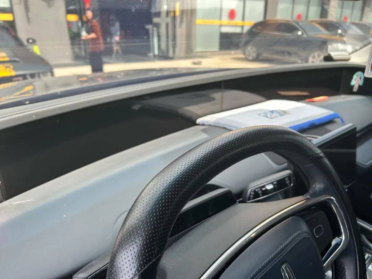 2023 Lincoln Nautilus 2.0T 261HP L4 8AT,autocango,china used car exporter,china ev exporter,chinese used car exporter,chinese used ev exporter