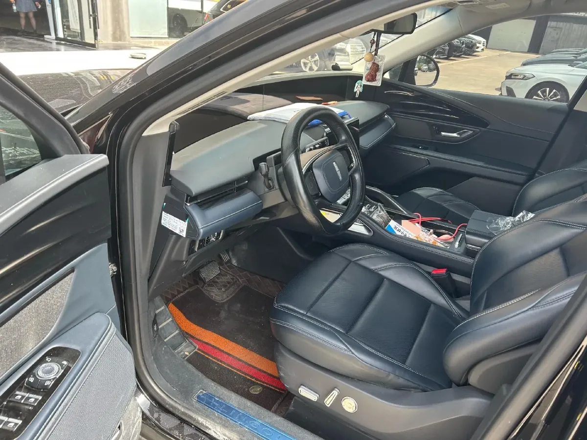 2023 Lincoln Nautilus 2.0T 261HP L4 8AT,autocango,china used car exporter,china ev exporter,chinese used car exporter,chinese used ev exporter