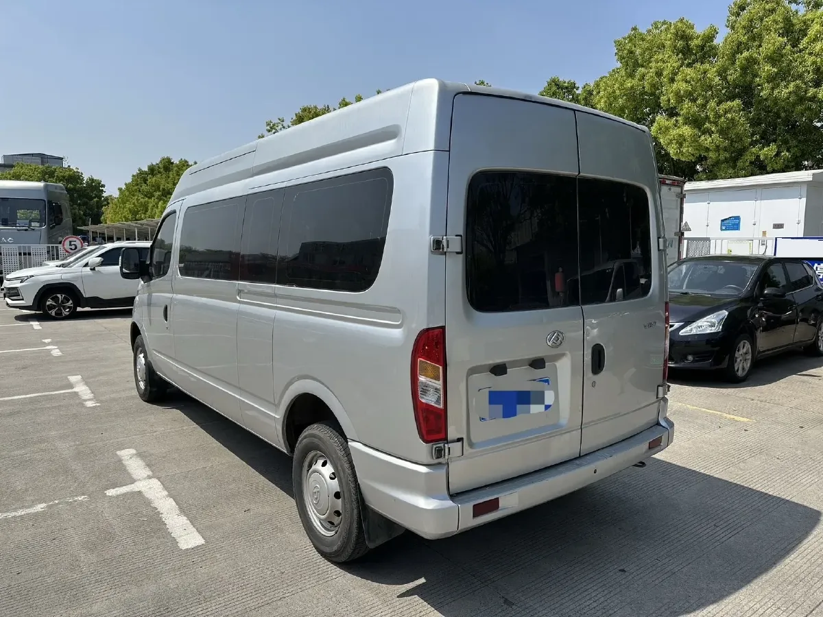 2018 MAXUS XinTu V80 2.5T 136HP L4 6MT,autocango,china used car exporter,china ev exporter,chinese used car exporter,chinese used ev exporter