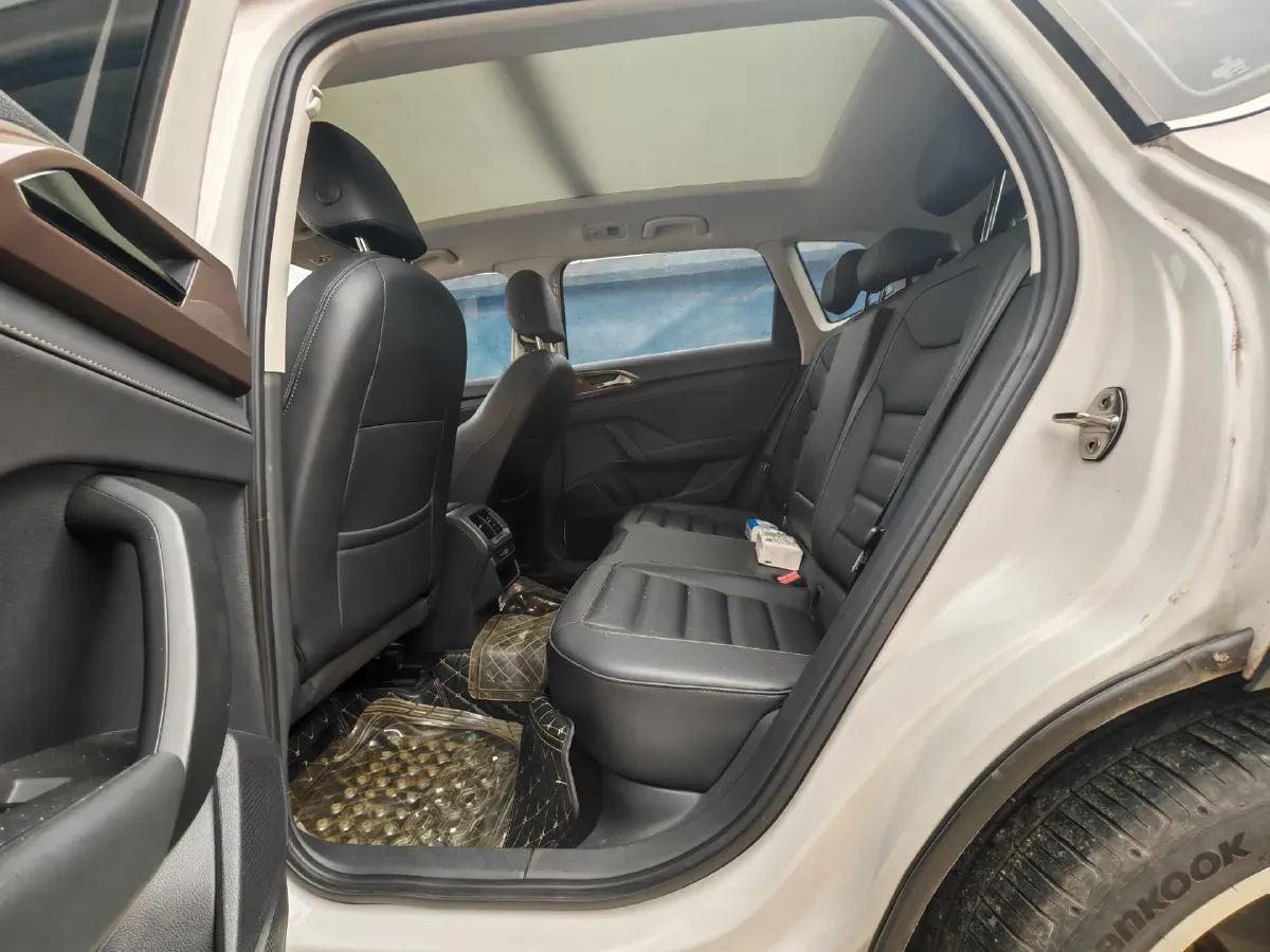 2021 Volkswagen Tharu 1.4T 150HP L4 7DCT,autocango,china used car exporter,china ev exporter,chinese used car exporter,chinese used ev exporter