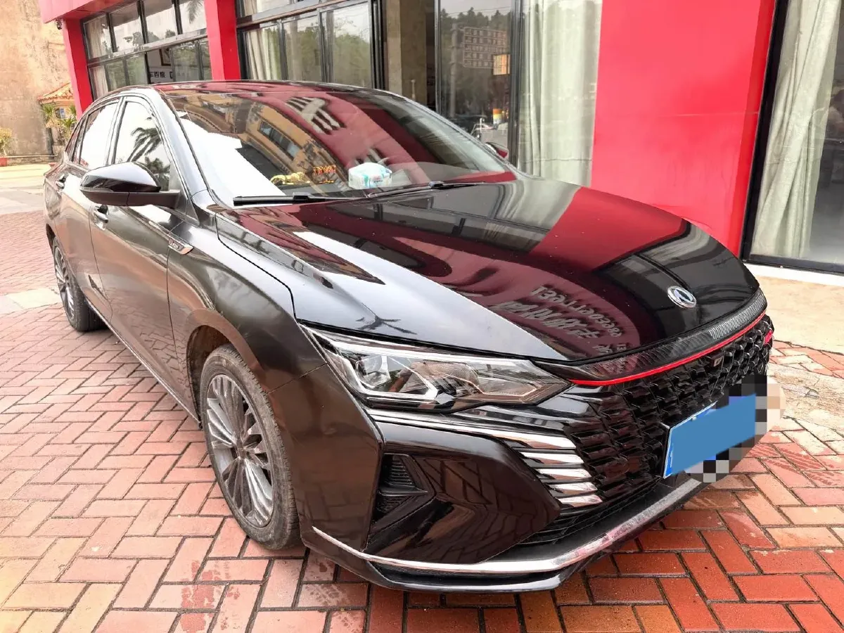 2023 DongFeng Aeolus YiXuan MAX 1.5T 190HP L4 7DCT,autocango,china used car exporter,china ev exporter,chinese used car exporter,chinese used ev exporter