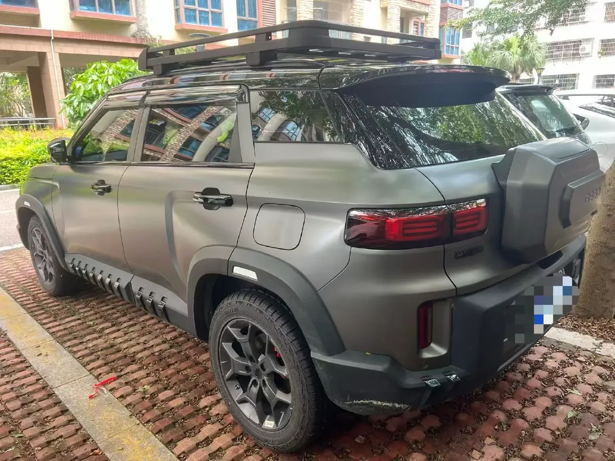 2025 Geely Cowboy 1.5T 181HP L4 7DCT,autocango,china used car exporter,china ev exporter,chinese used car exporter,chinese used ev exporter