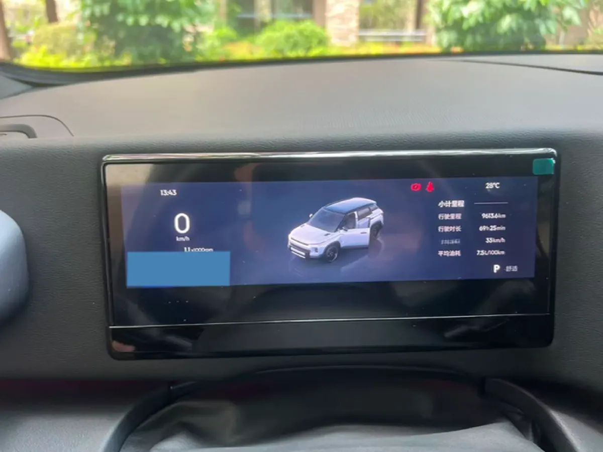 2025 Geely Cowboy 1.5T 181HP L4 7DCT,autocango,china used car exporter,china ev exporter,chinese used car exporter,chinese used ev exporter