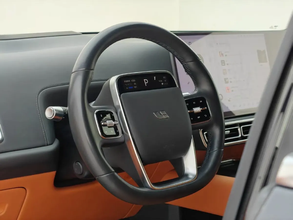 2024 Volvo S60 2.0T 197HP L4 7DCT,autocango,china used car exporter,china ev exporter,chinese used car exporter,chinese used ev exporter