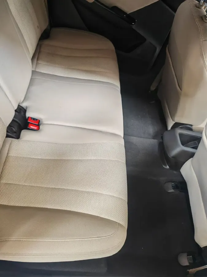 2017 BaoJun 310W 1.5L 112HP L4 6MT,autocango,china used car exporter,china ev exporter,chinese used car exporter,chinese used ev exporter