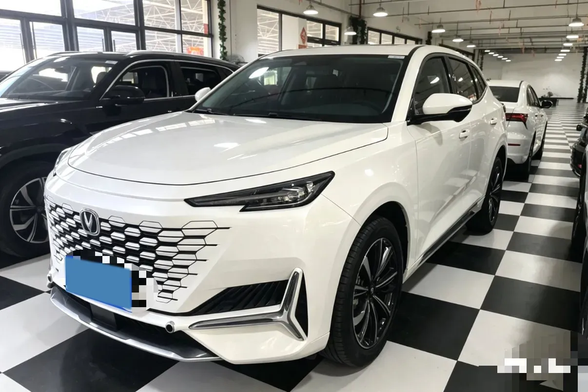 2022 Chevrolet Menlo BEV 61.1KWH,autocango,china used car exporter,china ev exporter,chinese used car exporter,chinese used ev exporter