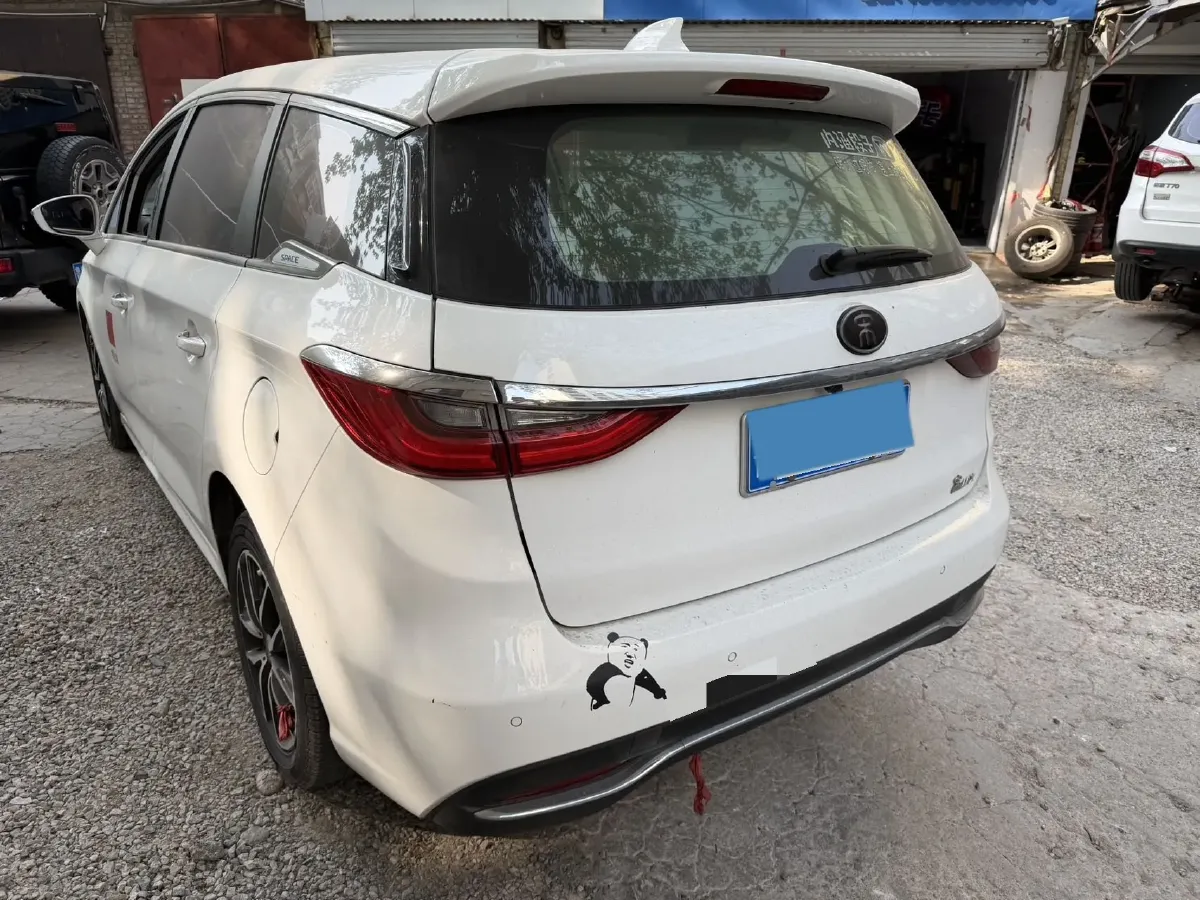 2017 BYD Song MAX 1.5T 154HP L4 6DCT,autocango,china used car exporter,china ev exporter,chinese used car exporter,chinese used ev exporter