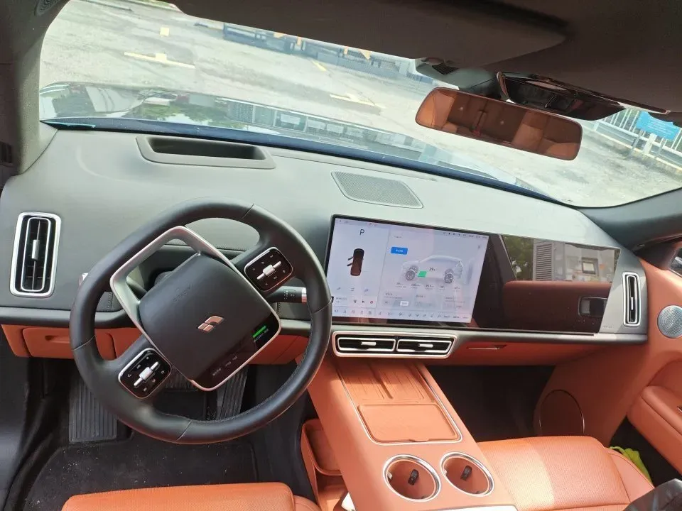 2024 Toyota Granvia 2.5L 189HP L4 E-CVT Hybrid,autocango,china used car exporter,china ev exporter,chinese used car exporter,chinese used ev exporter