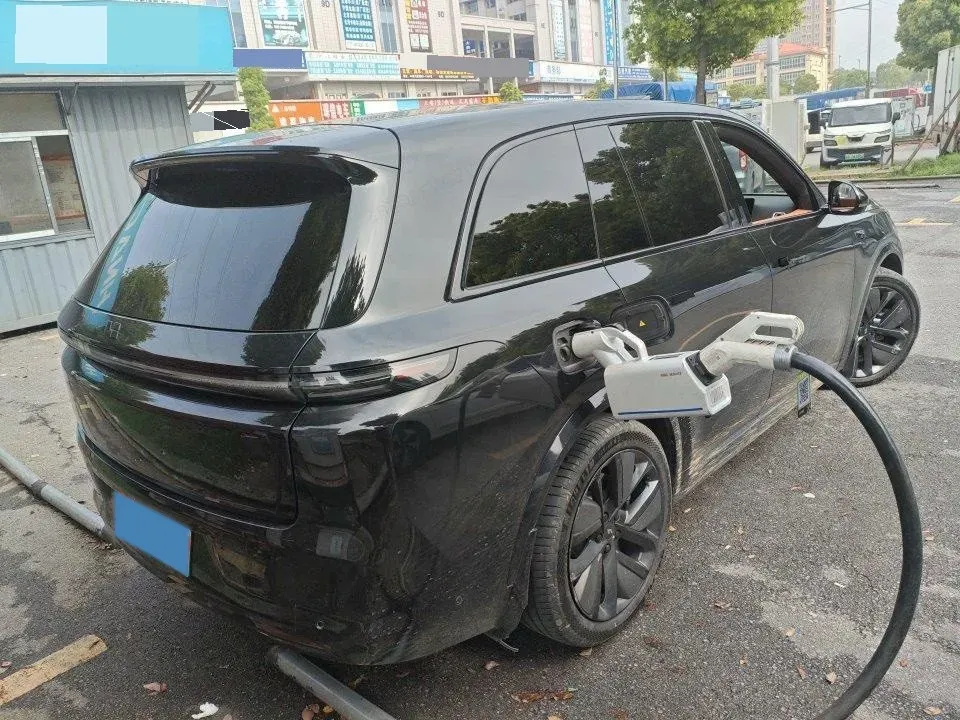 2024 Toyota Granvia 2.5L 189HP L4 E-CVT Hybrid,autocango,china used car exporter,china ev exporter,chinese used car exporter,chinese used ev exporter