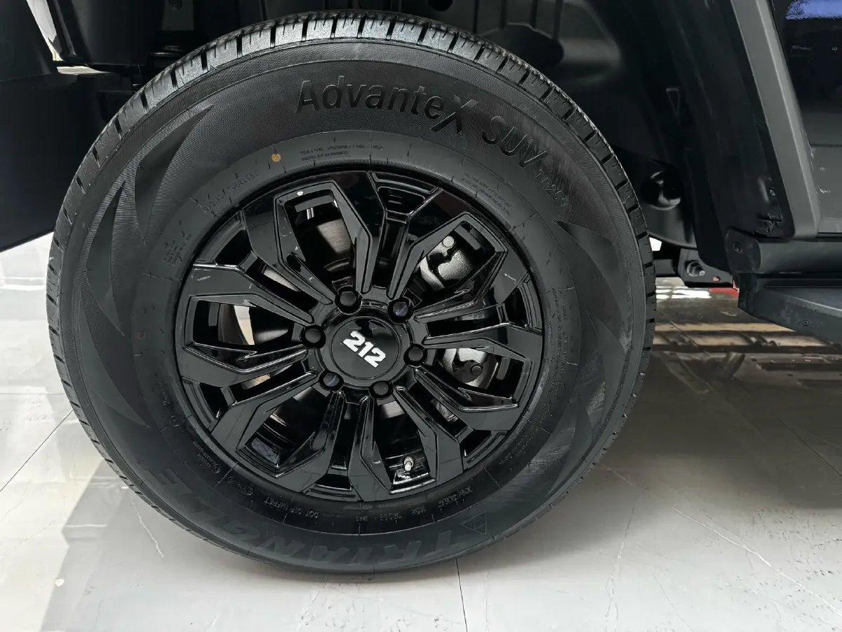 2024 212 212 T01 2.0T 252HP L4 8AT,autocango,china used car exporter,china ev exporter,chinese used car exporter,chinese used ev exporter