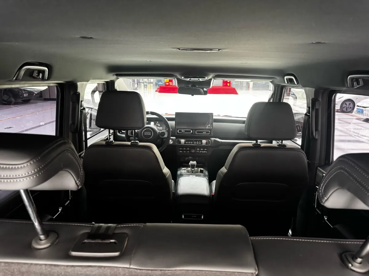 2024 212 212 T01 2.0T 252HP L4 8AT,autocango,china used car exporter,china ev exporter,chinese used car exporter,chinese used ev exporter