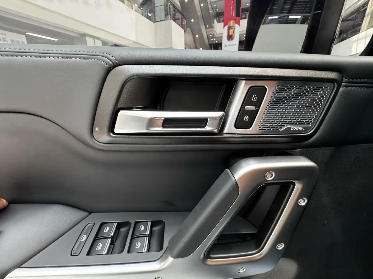 2024 212 212 T01 2.0T 252HP L4 8AT,autocango,china used car exporter,china ev exporter,chinese used car exporter,chinese used ev exporter