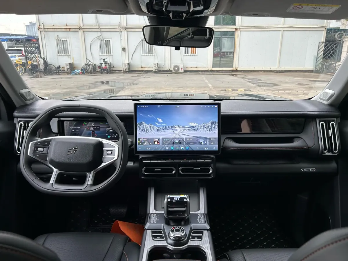 2025 MAXUS XinTu V70 2.0T 150HP L4 9AT,autocango,china used car exporter,china ev exporter,chinese used car exporter,chinese used ev exporter