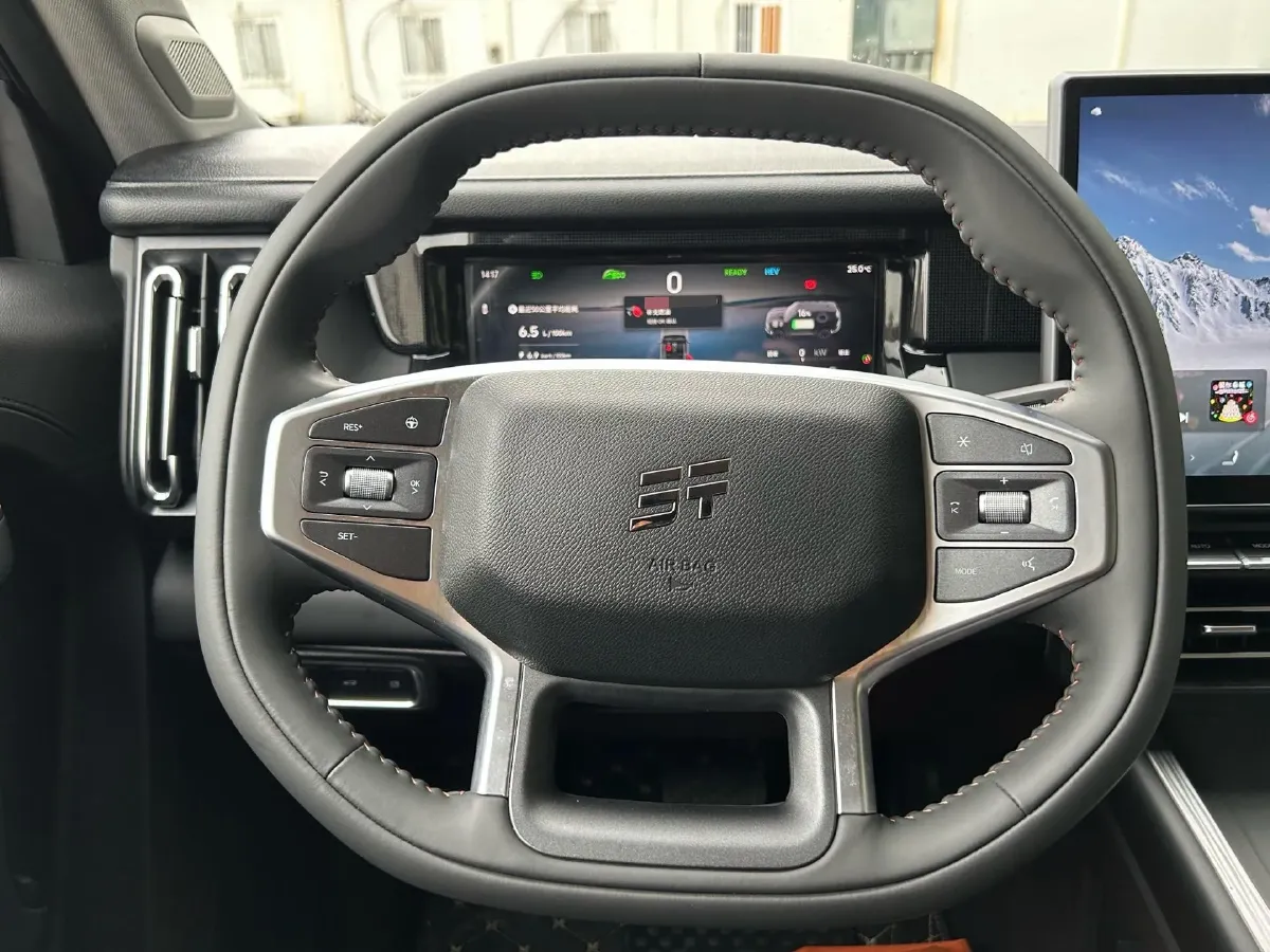 2025 MAXUS XinTu V70 2.0T 150HP L4 9AT,autocango,china used car exporter,china ev exporter,chinese used car exporter,chinese used ev exporter