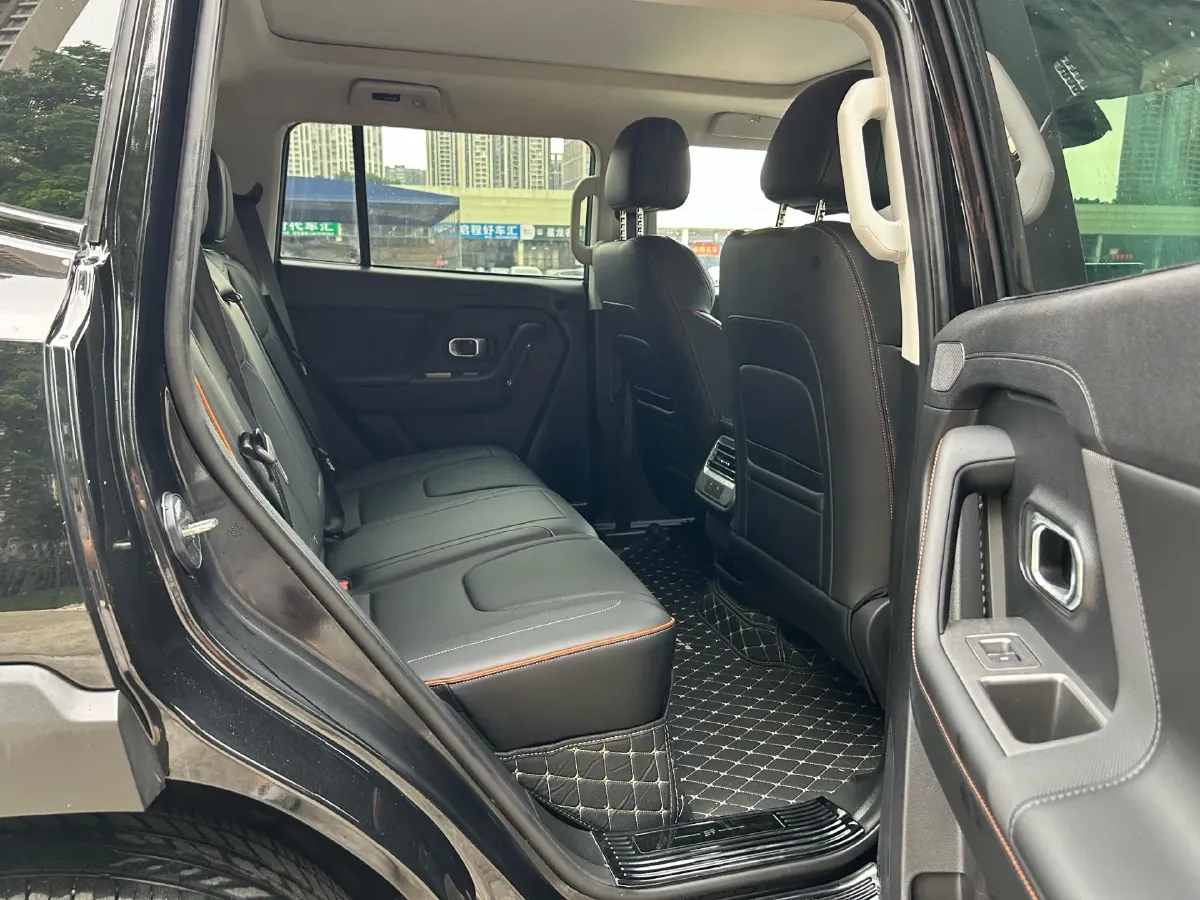 2025 MAXUS XinTu V70 2.0T 150HP L4 9AT,autocango,china used car exporter,china ev exporter,chinese used car exporter,chinese used ev exporter