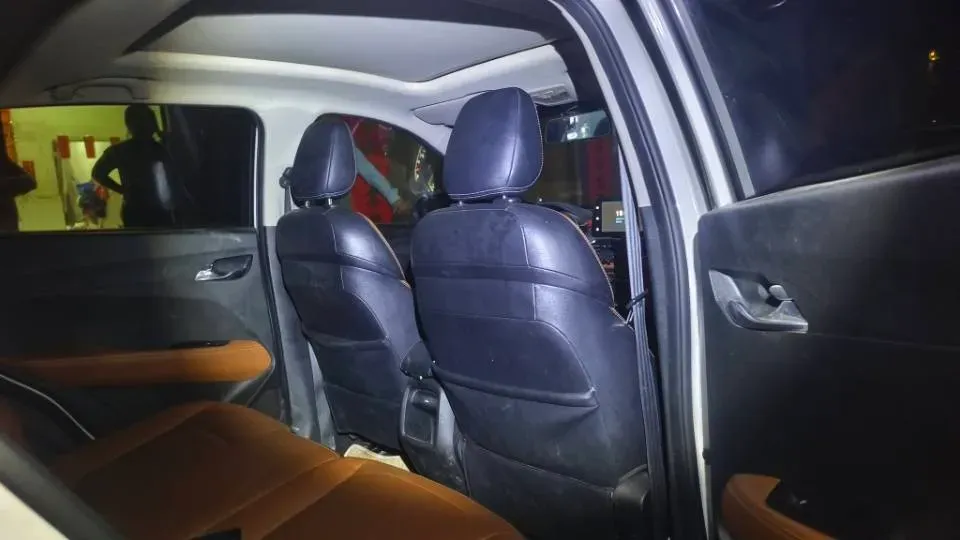 2017 HaiMa S5 Young Edition 1.6L 122HP L4 5MT,autocango,china used car exporter,china ev exporter,chinese used car exporter,chinese used ev exporter