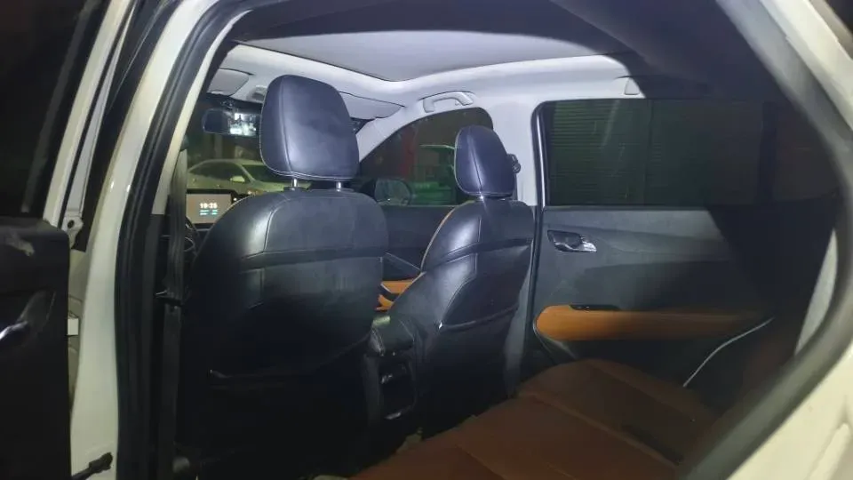 2017 HaiMa S5 Young Edition 1.6L 122HP L4 5MT,autocango,china used car exporter,china ev exporter,chinese used car exporter,chinese used ev exporter