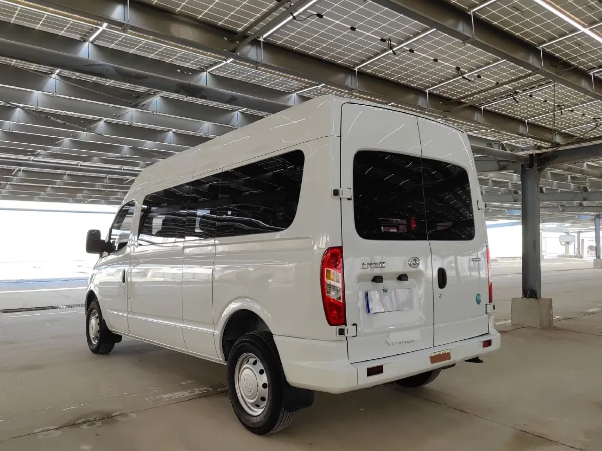 2025 MAXUS XinTu V80 2.0T 147HP L4 6MT,autocango,china used car exporter,china ev exporter,chinese used car exporter,chinese used ev exporter