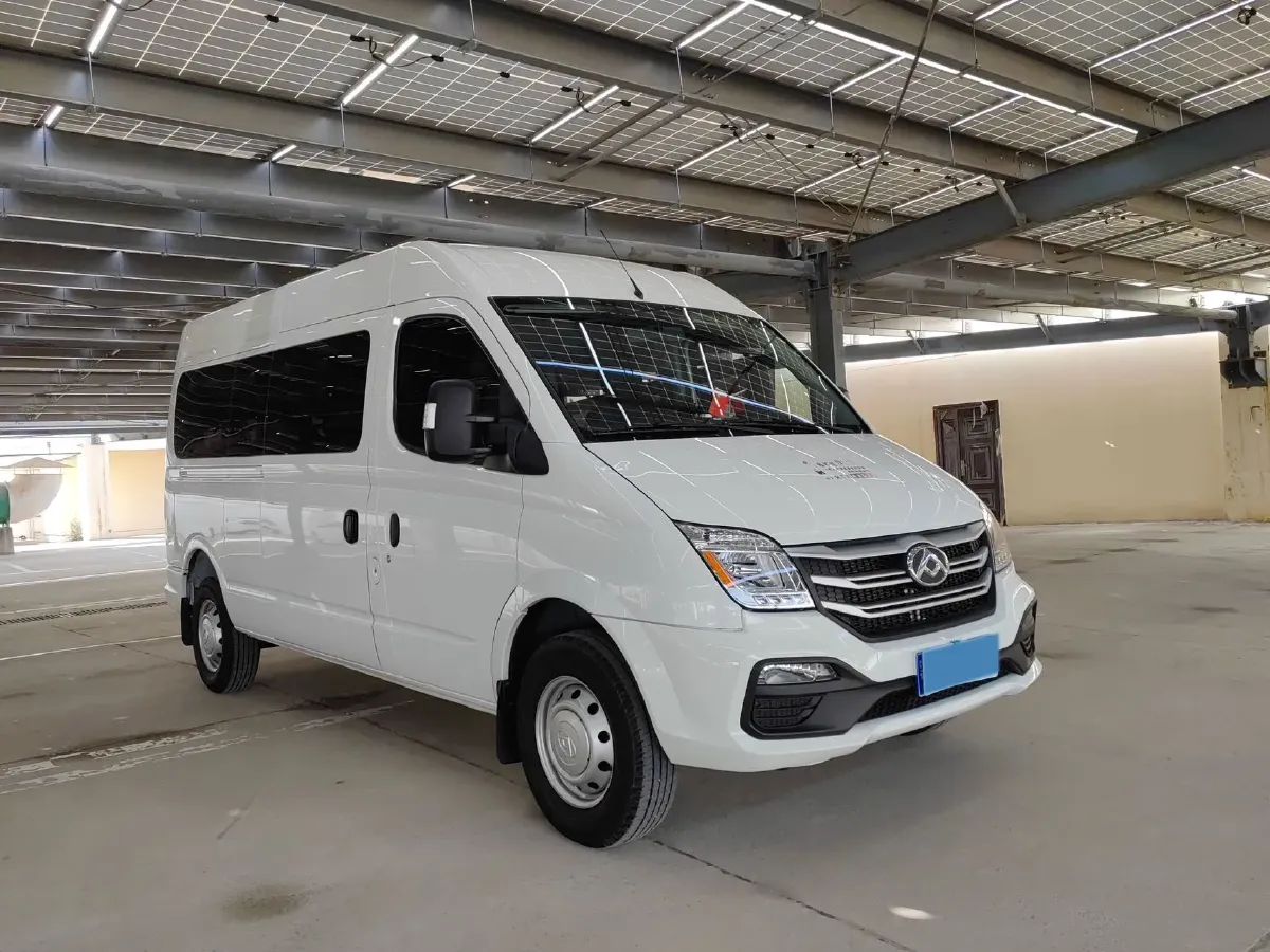 2025 MAXUS XinTu V80 2.0T 147HP L4 6MT,autocango,china used car exporter,china ev exporter,chinese used car exporter,chinese used ev exporter