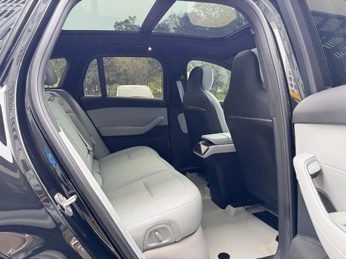 2024 NIO ES6 BEV 75KWH,autocango,china used car exporter,china ev exporter,chinese used car exporter,chinese used ev exporter