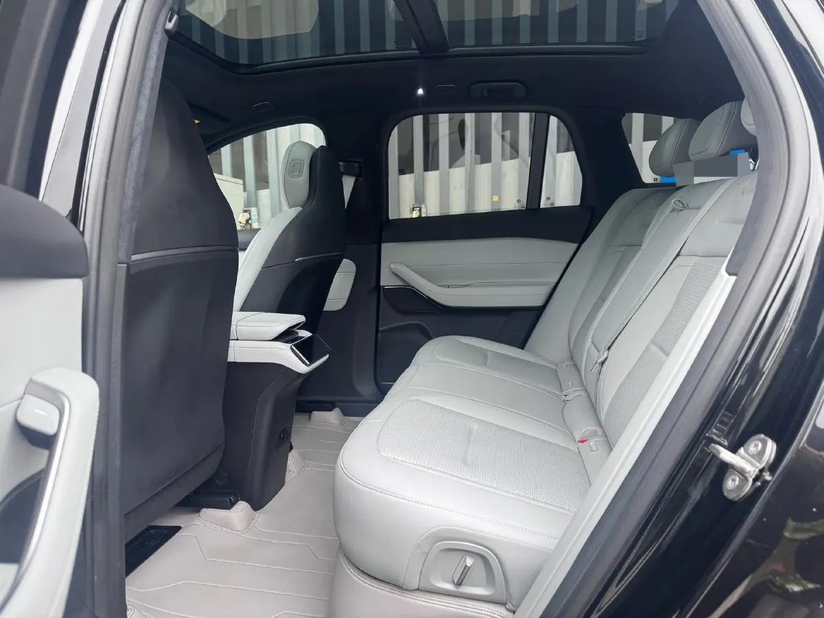 2024 NIO ES6 BEV 75KWH,autocango,china used car exporter,china ev exporter,chinese used car exporter,chinese used ev exporter