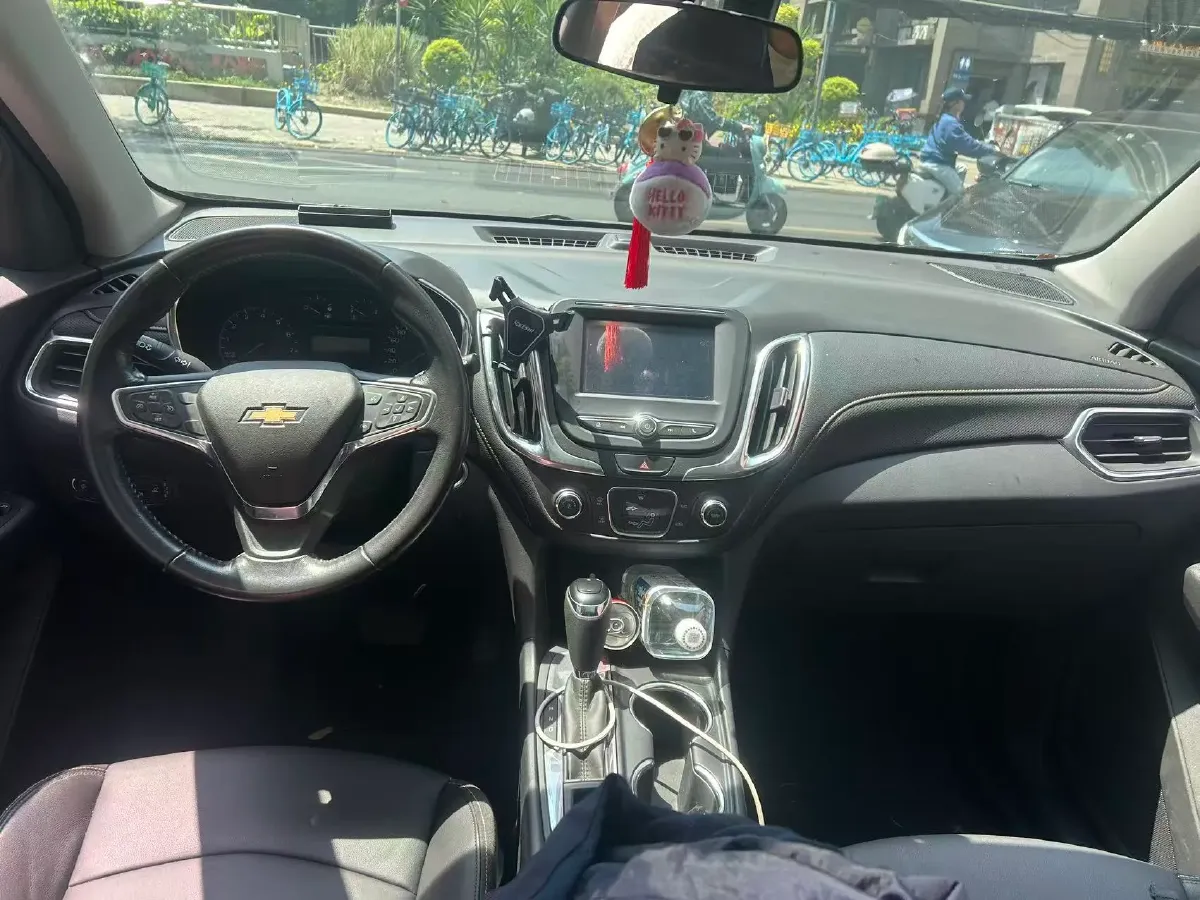 2019 Chevrolet Equinox 1.5T 169HP L4 6AT,autocango,china used car exporter,china ev exporter,chinese used car exporter,chinese used ev exporter