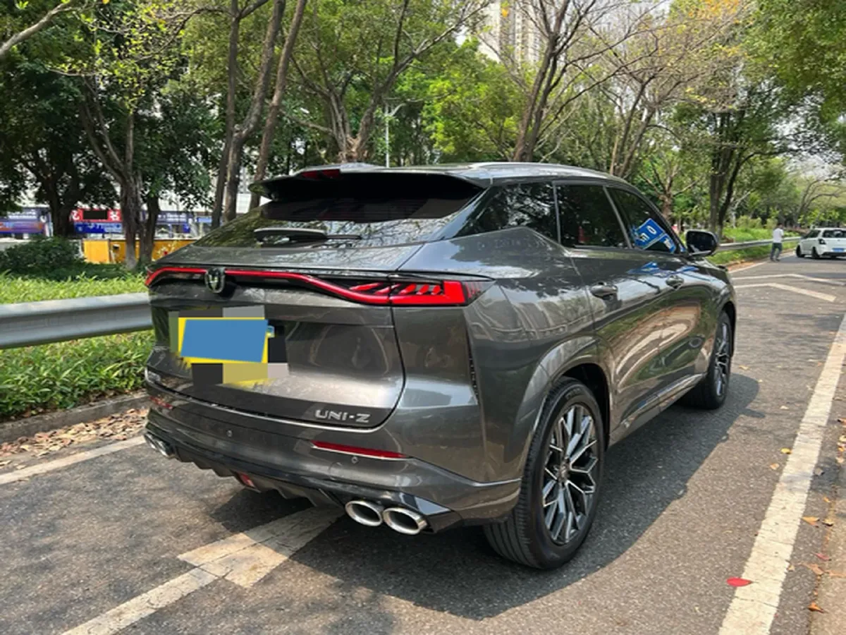 2025 ChangAn UNI-Z 1.5T 188HP L4 7DCT,autocango,china used car exporter,china ev exporter,chinese used car exporter,chinese used ev exporter