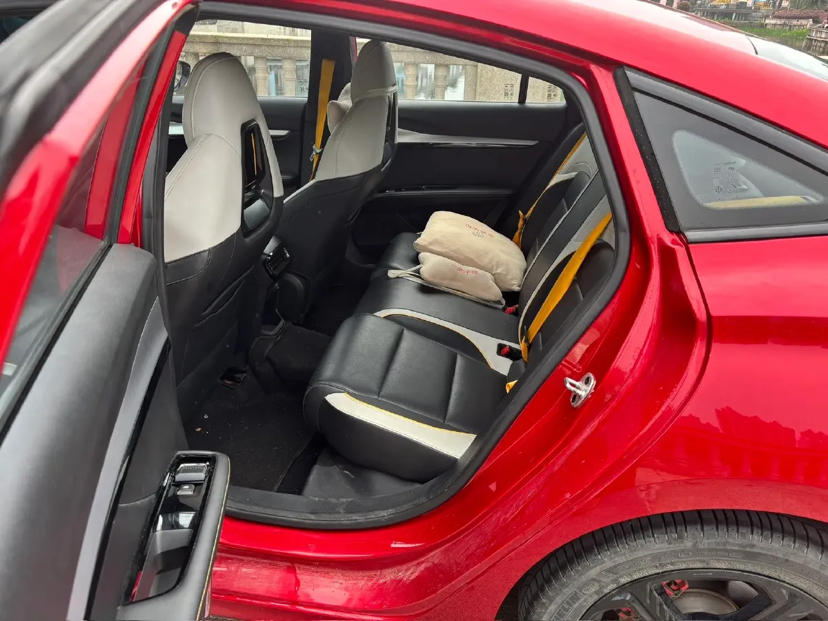 2021 MG 5 1.5T 173HP L4 7DCT,autocango,china used car exporter,china ev exporter,chinese used car exporter,chinese used ev exporter