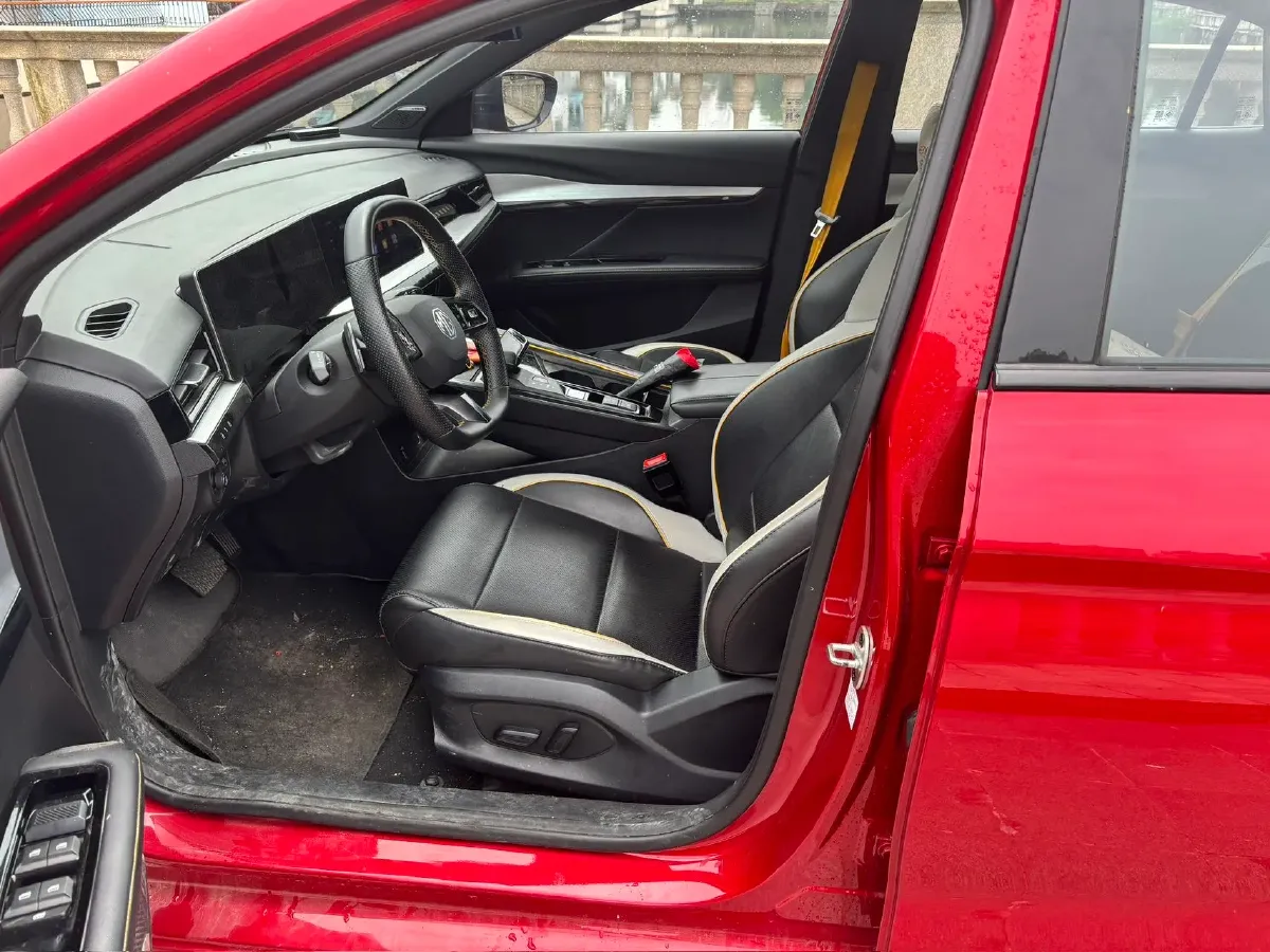 2021 MG 5 1.5T 173HP L4 7DCT,autocango,china used car exporter,china ev exporter,chinese used car exporter,chinese used ev exporter