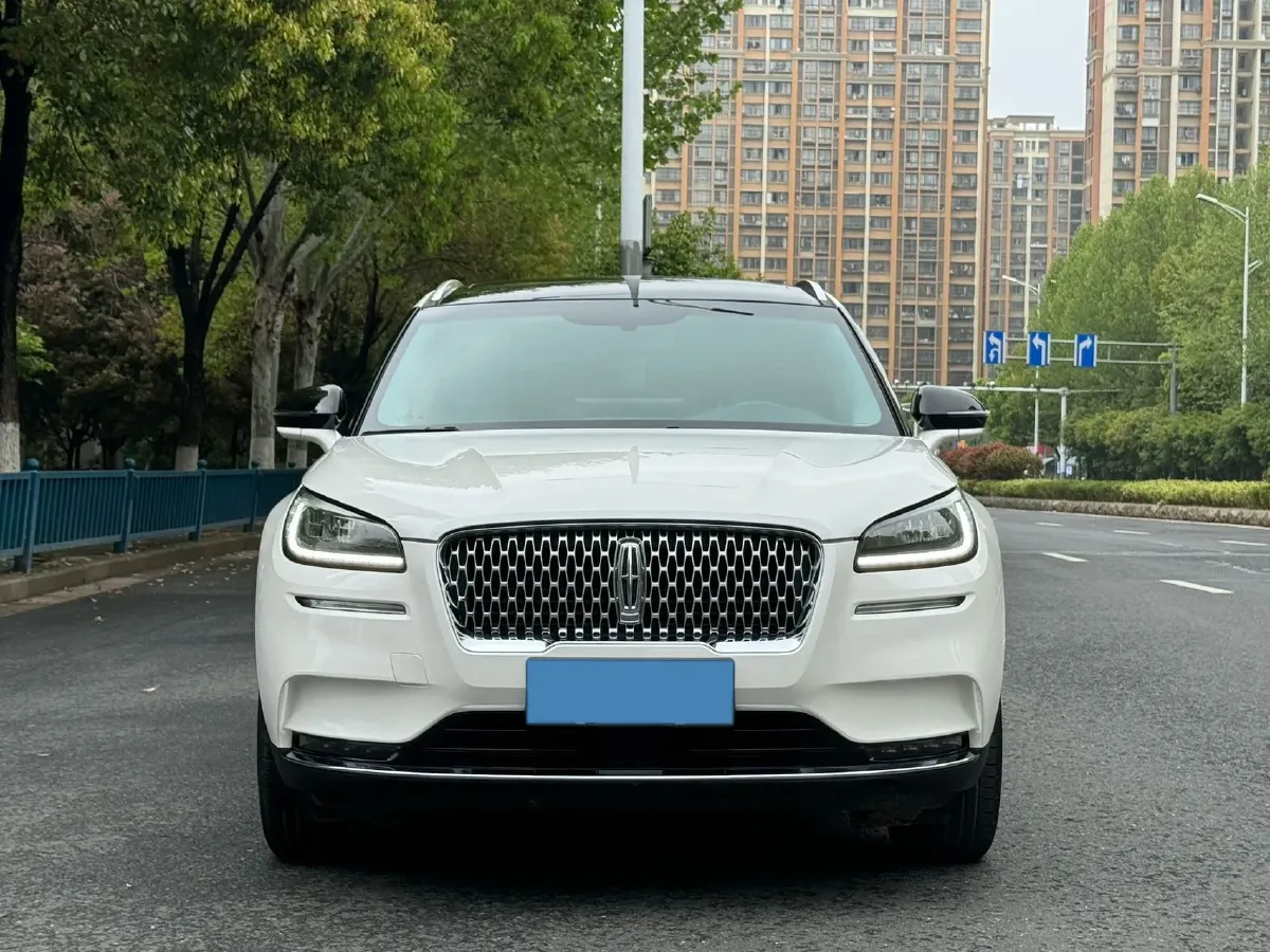 2021 Lincoln Corsair 2.0T 245HP L4 8AT,autocango,china used car exporter,china ev exporter,chinese used car exporter,chinese used ev exporter