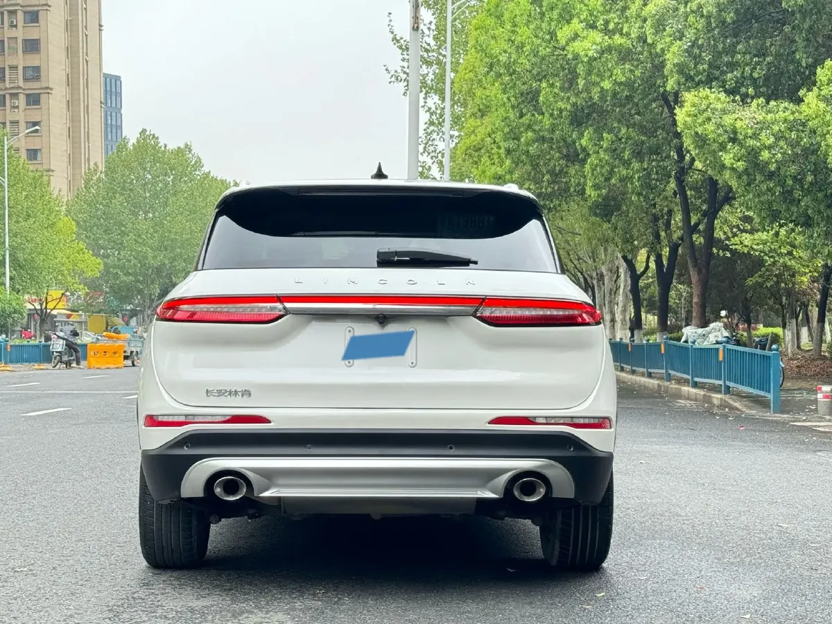 2021 Lincoln Corsair 2.0T 245HP L4 8AT,autocango,china used car exporter,china ev exporter,chinese used car exporter,chinese used ev exporter