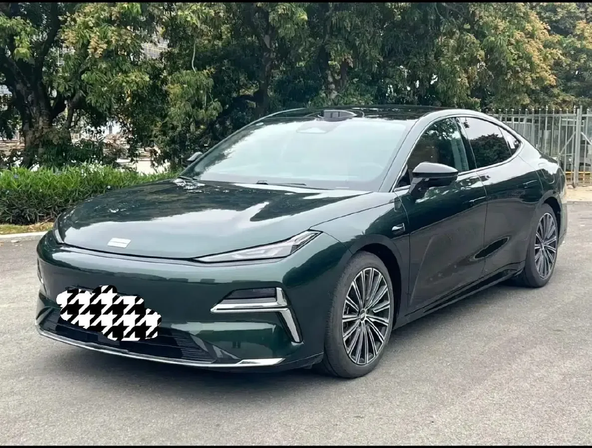 2025 Geely Galaxy Starshine 8 1.5T 163HP L4 3DHT PHEV 27.69KWH,autocango,china used car exporter,china ev exporter,chinese used car exporter,chinese used ev exporter