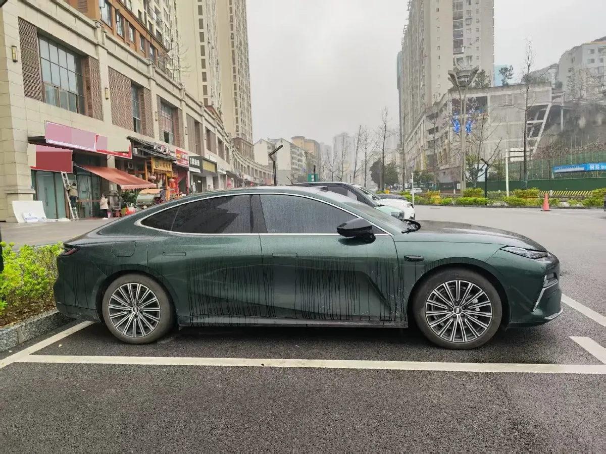 2025 Geely Galaxy Starshine 8 1.5T 163HP L4 3DHT PHEV 27.69KWH,autocango,china used car exporter,china ev exporter,chinese used car exporter,chinese used ev exporter